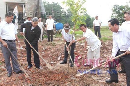 Sáng lại ước mơ từ nỗi bất hạnh