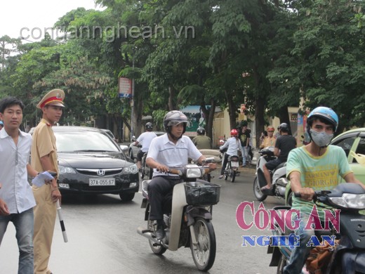 Duy nhất Nghệ An có giám thị bị đình chỉ
