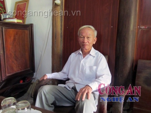 Thầy giáo làng giàu tâm huyết