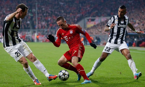 Bayern, Juve, Hùm xám, Bà đầm già