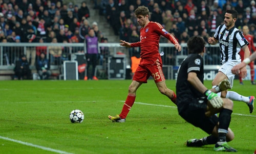 Bayern, Juve, Hùm xám, Bà đầm già