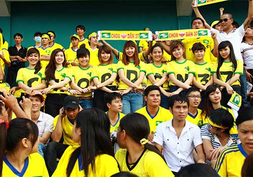 XMXT.SG-SLNA: Lại “sốc” vì fan xứ Nghệ, Bóng đá, SLNA, XMXT.SG, san thong nhat, san vinh, CĐV SLNA, v-league, bong da viet nam, bong da viet nam, lich thi dau bong da, bong da, bongda, bong da so, ket qua bong da, tin bong da, bong da 24h, bao, bao bong da