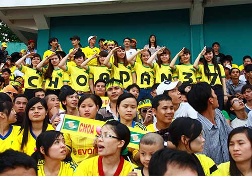 XMXT.SG-SLNA: Lại “sốc” vì fan xứ Nghệ, Bóng đá, SLNA, XMXT.SG, san thong nhat, san vinh, CĐV SLNA, v-league, bong da viet nam, bong da viet nam, lich thi dau bong da, bong da, bongda, bong da so, ket qua bong da, tin bong da, bong da 24h, bao, bao bong da