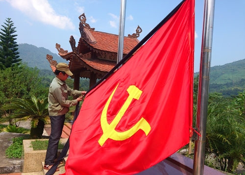 Võ Nguyên Giáp, cờ rủ
