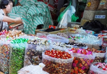 lợn, bột tẩy bồn cầu, lẩu, axit, khăn giấy ướt, hàn the