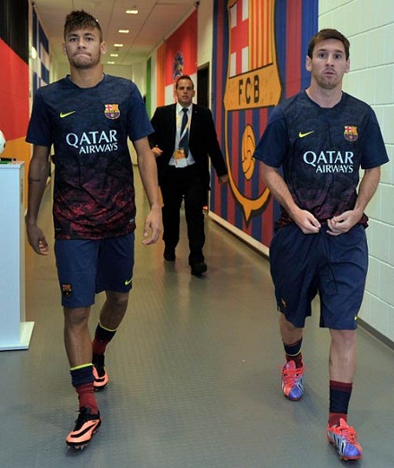 Messi trao lại 