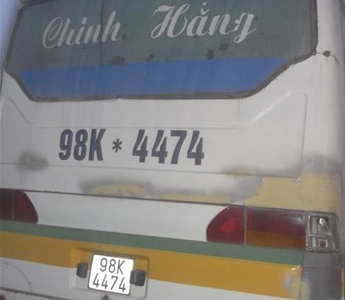 Xe khách chở số nội tạng trái phép