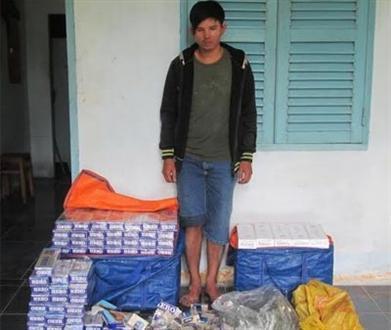 Vận chuyển trái phép 1.400 gói thuốc lá ngoại nhập lậu