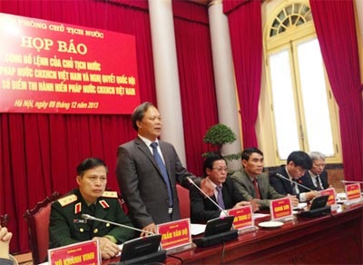 Họp báo công bố Lệnh của Chủ tịch nước công bố Hiến pháp