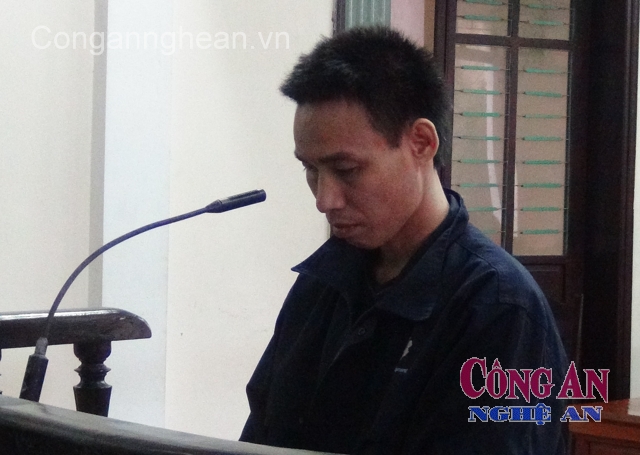 Giết công an xã lĩnh án 18 năm tù
