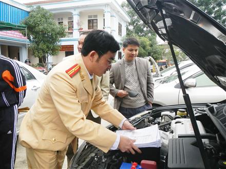 TP Vinh: Đăng ký ôtô quá tải