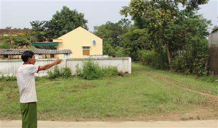 Bỗng dưng mất đất