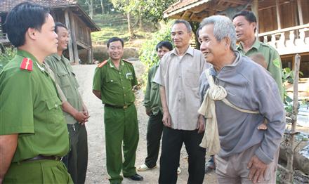 Toàn dân chung tay tham gia bảo vệ an ninh Tổ quốc