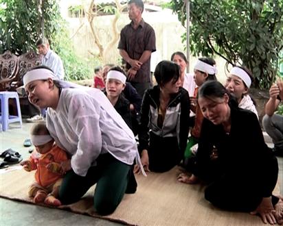 Xuất khẩu lao động 'chui' - nguồn cơn bĩ cực