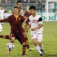 U19 VN – U19 Roma: 90 phút cống hiến