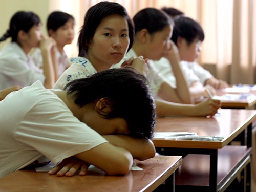 Những khoảng trống của lòng tin