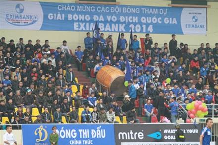 Một góc nhìn từ vòng 1 V.League 2014: Thiên tài và Thượng đế