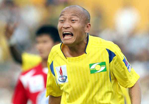 SLNA - Quảng Nam: Chào đón Thắng 'đầu bò'