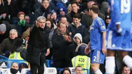 Chelsea đầu bảng, Mourinho ngỡ ngàng