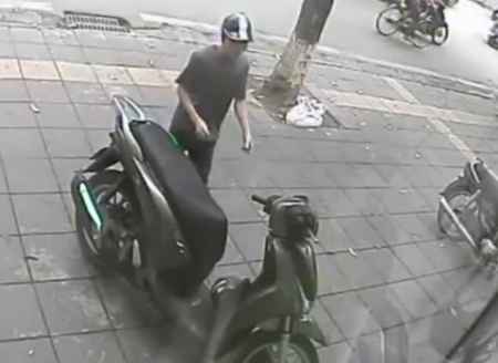 Cảnh giác: Tiền lẻ đổi xe SH