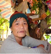 Đã từng vào trại, ra trại thường xuyên nhưng Giang rất dễ khóc.