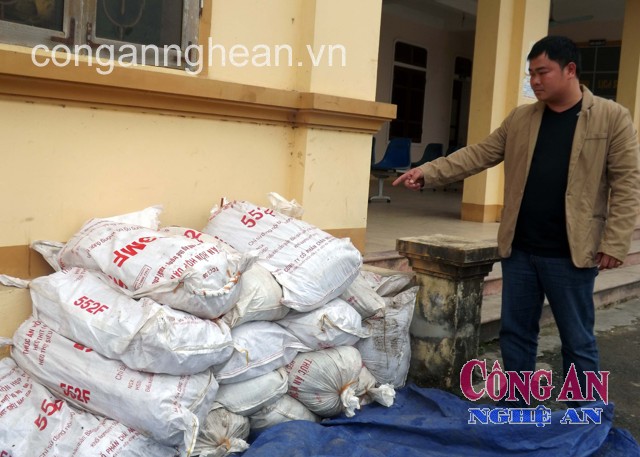 Ôtô khách chở 850 kg da trâu không kiểm dịch