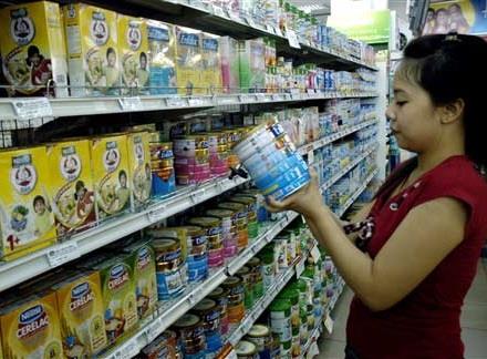 Quyết liệt quản lý, sữa tăng giá Bộ vẫn không biết