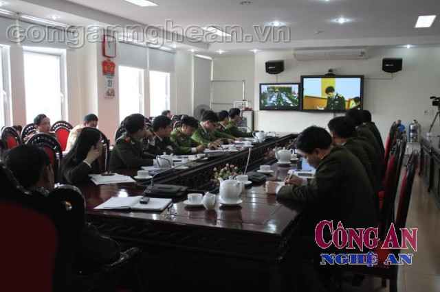 Tại buổi giao ban trực tuyến