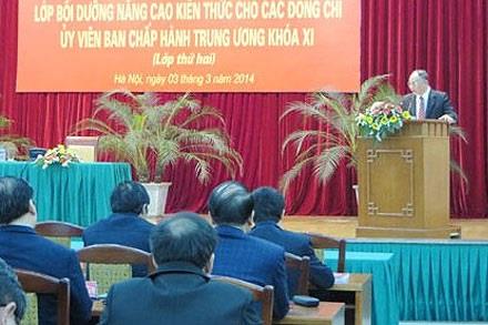 Khai giảng lớp bồi dưỡng cho các Ủy viên Trung ương Đảng