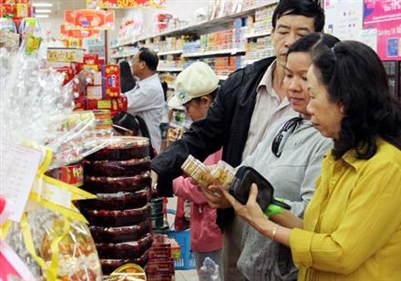 Đòn hiểm tận diệt của 'cá mập' bán lẻ ngoại quốc