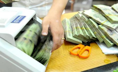 Lãi suất huy động giảm, giá vàng tăng?