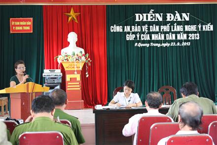 Luôn lắng nghe ý kiến của nhân dân