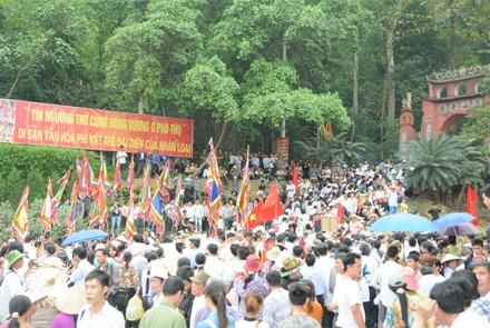 Thành kính tri ân các Vua Hùng