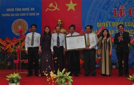 Công bố quyết định thành lập Đại học Kinh tế Nghệ An