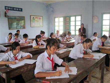 Nhà trường bội chi, học sinh chịu thiệt vì thi học sinh giỏi tràn lan