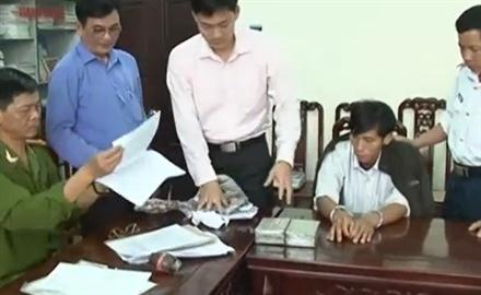 Phá đường dây buôn 4 bánh heroin