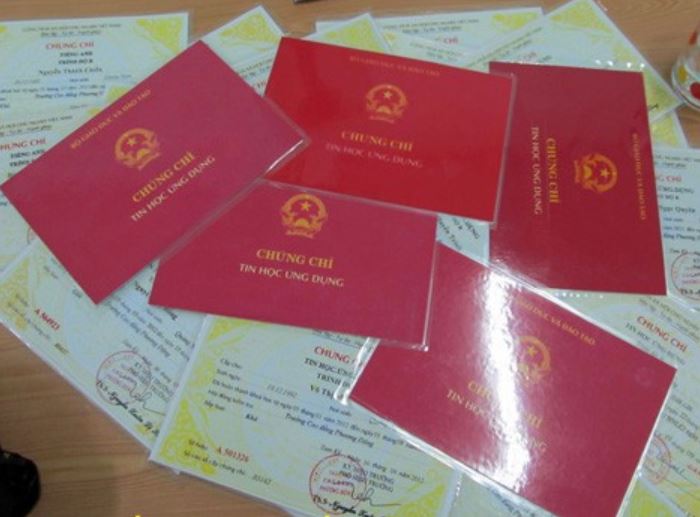 Thắt chặt việc cấp chứng chỉ ngoại ngữ, tin học