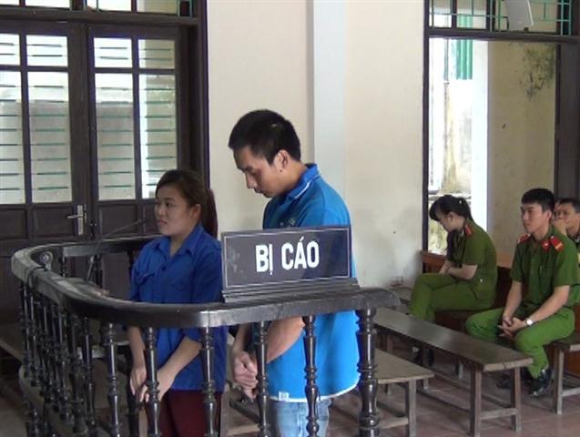 Cặp đôi buôn ma túy lãnh án tù