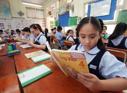 Nên thành lập Hội đồng biên soạn chương trình - sách giáo khoa quốc gia