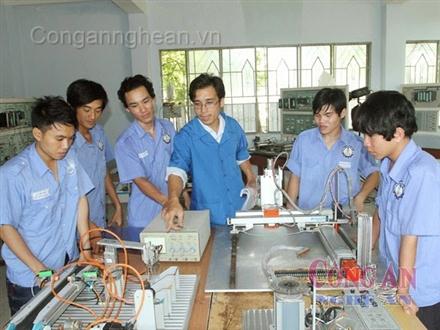 Đào tạo nghề phải gắn với nhu cầu xã hội