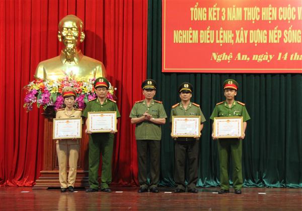 Công an Nghệ An: Tổng kết các phong trào thi đua