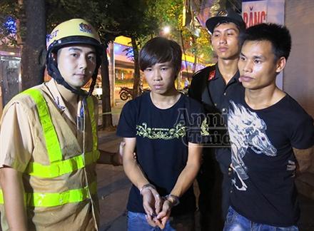 Bị '141' chặn đứng trên đường đi dự 'tiệc ma túy đá'