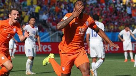 Hà Lan - Chile: Giữ vững ngôi đầu bảng