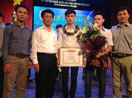 Ước mơ trở thành thợ giỏi...