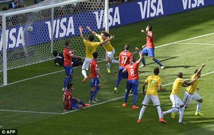 Brazil - Chile: Kẻ tám lạng người nửa cân