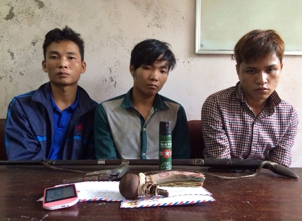 Dựng lán, mang lựu đạn và súng đi bán ma túy