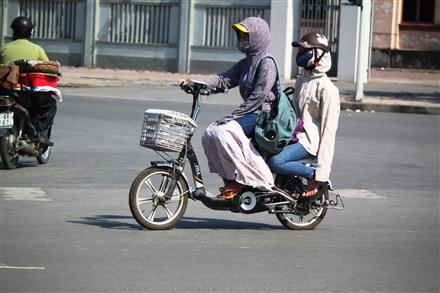 Người dân còn thờ ơ với việc đăng ký xe máy điện
