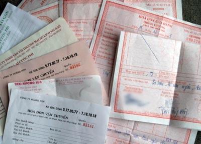 Nữ tổ trưởng dùng tiền Nhà nước tiêu xài riêng