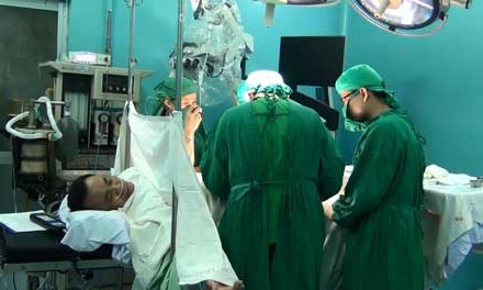 Bi hài chuyện đàn ông đi làm đẹp 'của qúy'