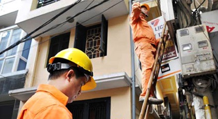 Nhiều sức ép, dồn nén tăng giá điện
